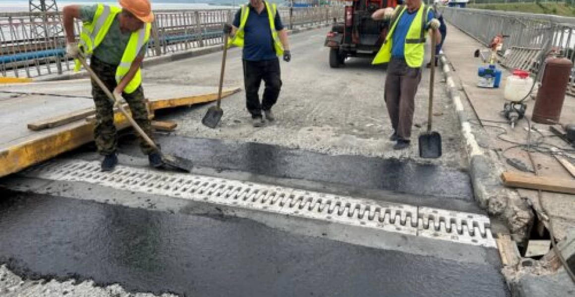 Императорский мост в Ульяновске отремонтировали досрочно — осталась лишь косметика Императорский мост в Ульяновске отремонтировали досрочно — осталась лишь косметика