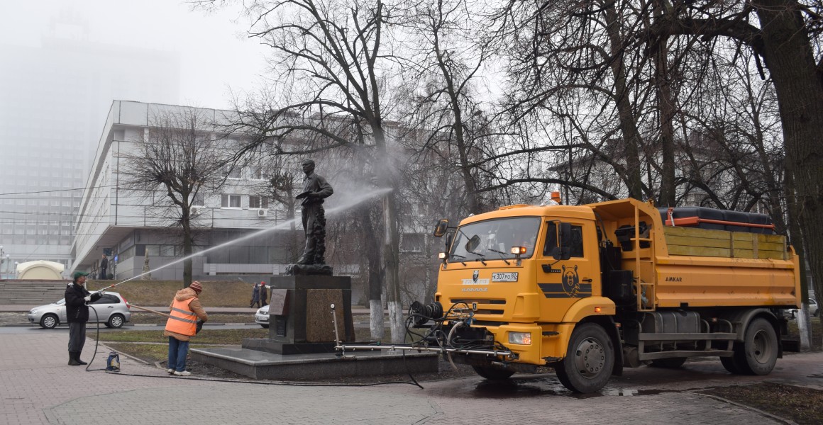 С территории Ленинского района вывезено 3200 кубометров мусора С территории Ленинского района вывезено 3200 кубометров мусора