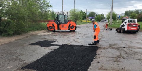 Днём 9 июля на улицах Ульяновска работает 53 единицы дорожной техники