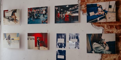 Отражение красоты и силы: в Ульяновске открылась фотовыставка, посвящённая паралимпийской чемпионке