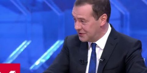 За отставку правительства Медведева высказались более 50% опрошенных россиян