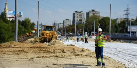 На «минаевском» мосту начинается формирование дороги между путепроводом и русловой частью