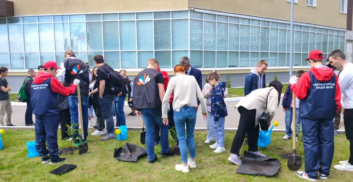 Аллея педагогов и наставников появилась в Ульяновске