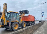 Ульяновские дорожники устраняют ямы и очищают ливнёвки
