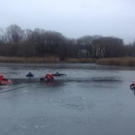 Спецоперация по спасению провалившихся под лед в Ульяновске