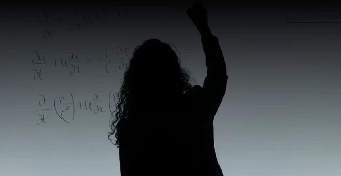 В Ульяновске расчищают подходы к социальным объектам