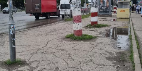 Асфальт кладут, траву косят — но тротуары всё ещё в беде: что сейчас происходит с улицами Ульяновска 0
