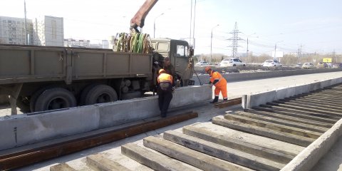 Ремонтировать мост на улице Минаева будут круглосуточно