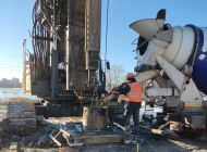 Новый ульяновский мост через Свиягу готов на треть