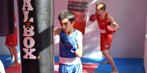 В ульяновской школе № 27 завершилось обустройство нового спортивного зала