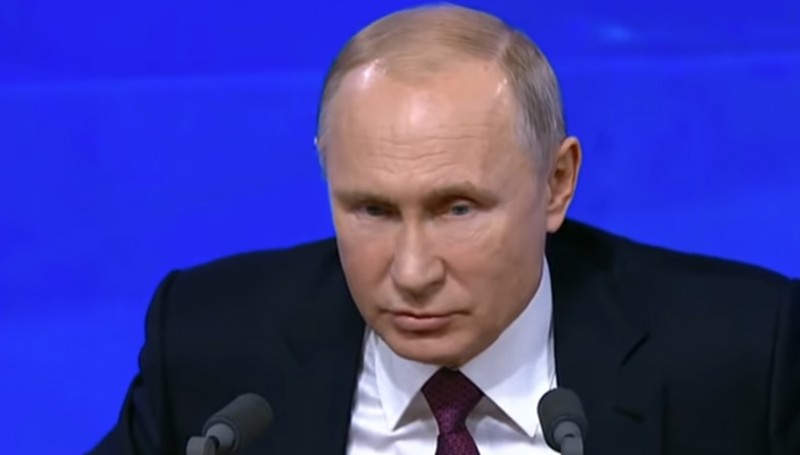 Путин назвал "пропасть" в доходах топ-менеджеров и населения нормой