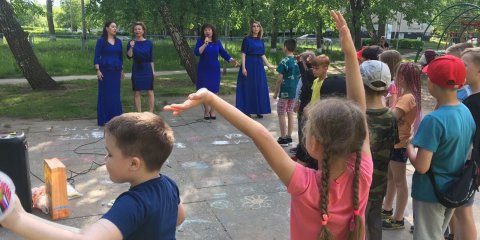 Поэтические микрофоны, флешмобы, концерты и шоу-программы: чем займутся ульяновцы этим летом?