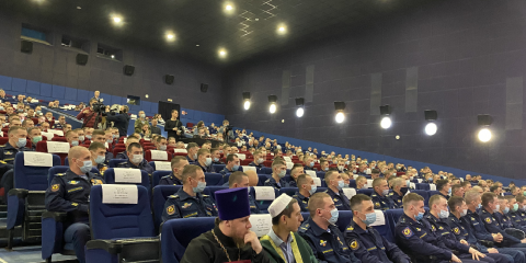 В Ульяновске чествовали вернувшихся из Казахстана российских миротворцев