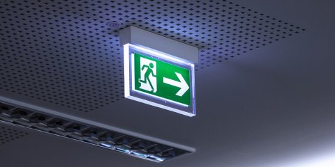 МЧС эвакуировали более 300 детей из ульяновской школы