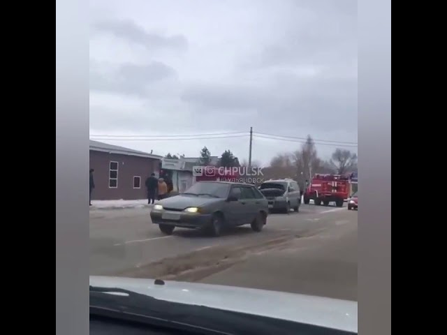 chpulsk Минивэн протаранил несколько авто в Ульяновске 2 Ульяновск происшествия сегодня