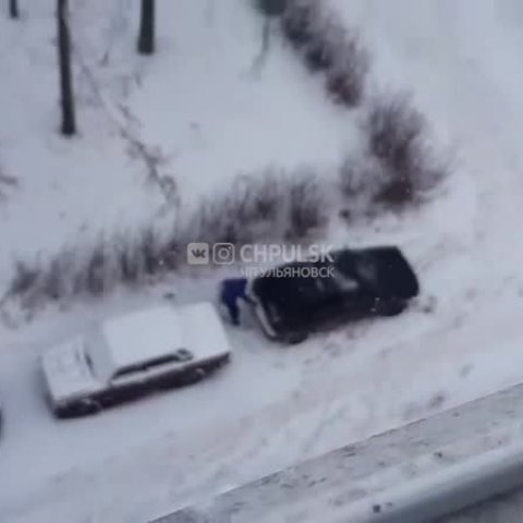 Сливают бензин в Засвияжье Ульяновск