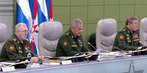 В России начались плановые контрольные проверки боевой готовности Вооруженных сил.