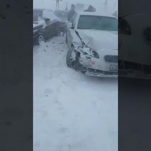 Массовая авария на Императорском мосту в Ульяновске   05.01.19