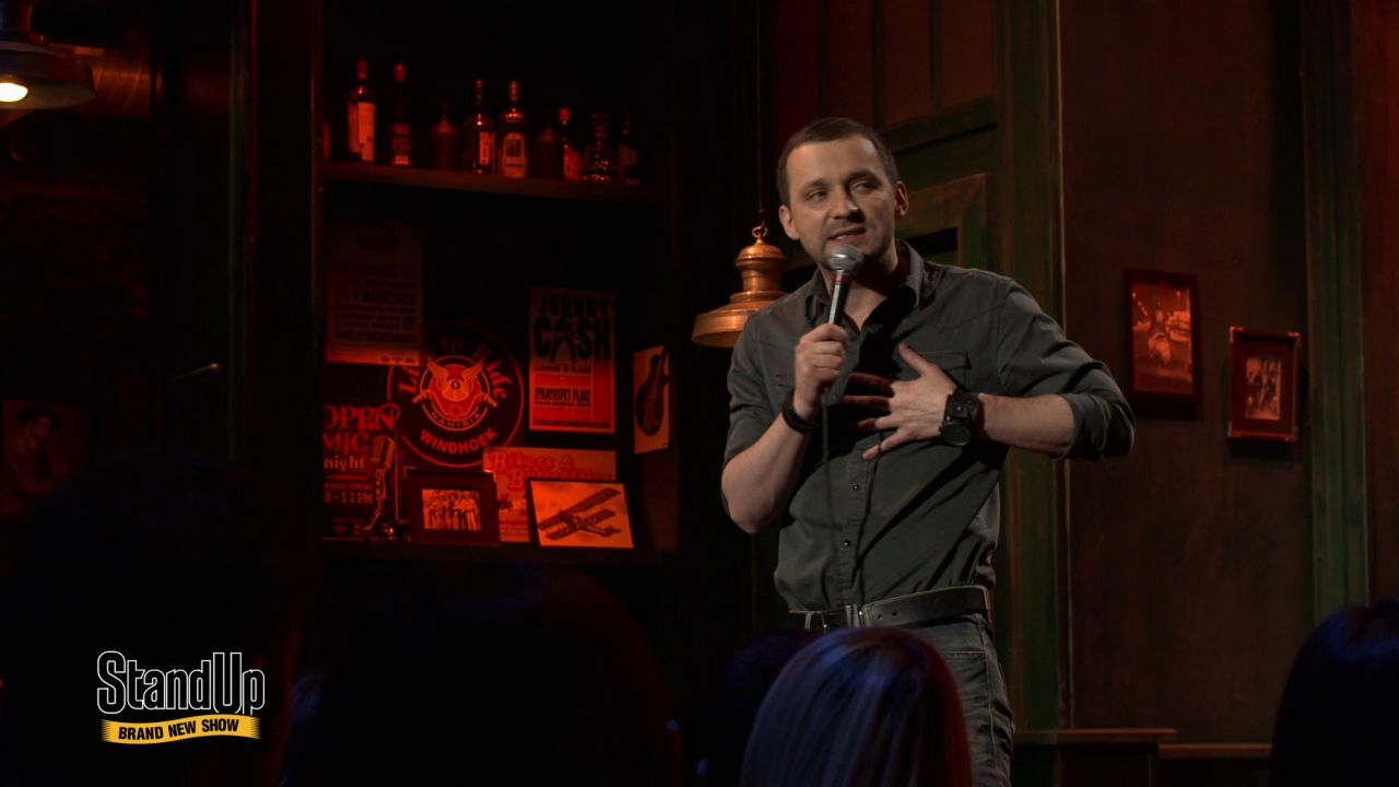 Видео Stand Up: Руслан Белый - Можно вытащить человека из деревни, но деревню из человека не вытащит